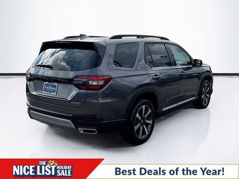 Certified 2025 Honda Pilot Touring image 7