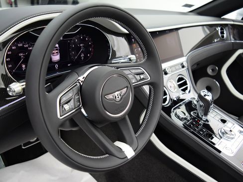 Used 2023 Bentley Continental GT Speed image 27