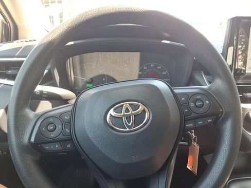 Used 2024 Toyota Corolla LE FWD image 21