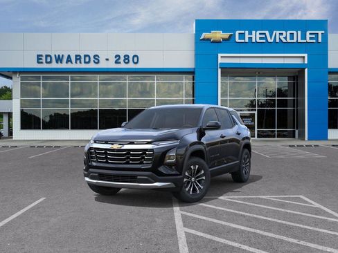 New 2026 Chevrolet Equinox LT w/ Convenience Package II image 9