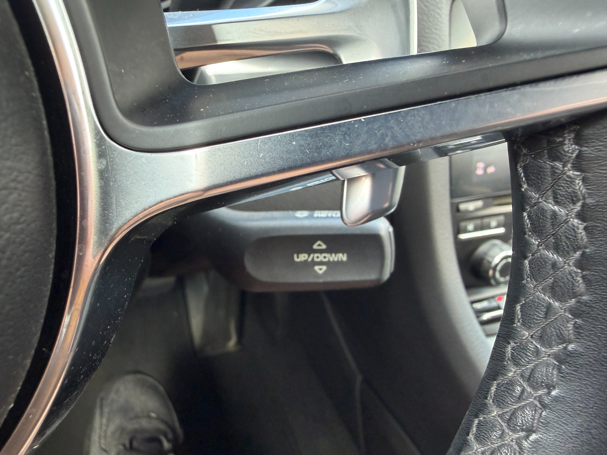 Used 2017 Porsche 718 Boxster RWD image 39