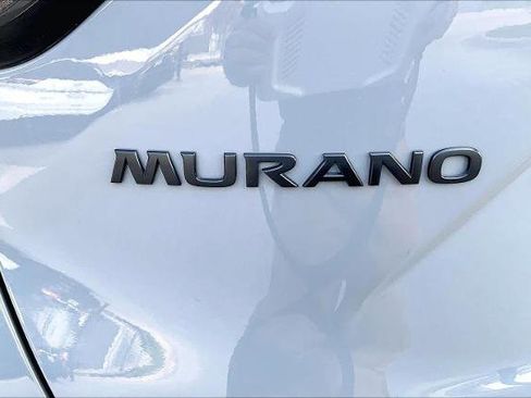 Certified 2024 Nissan Murano SV w/ SV Midnight Edition Package image 9