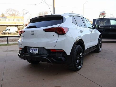 Certified 2024 Buick Encore GX Sport Touring image 9