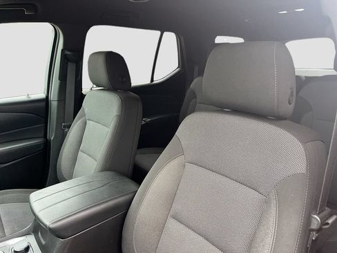 Used 2023 Chevrolet Traverse LT FWD image 20