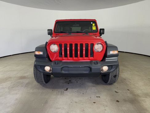 Used 2018 Jeep Wrangler Unlimited Sport S AWD/4WD image 12