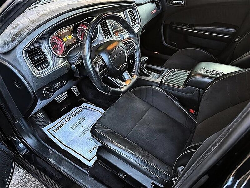 Used 2018 Dodge Charger SRT Hellcat w/ Harman/Kardon Audio Group RWD image 2