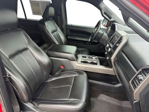 Used 2021 Ford Expedition XLT RWD image 16