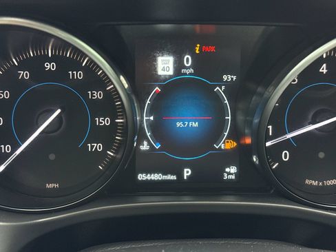 Used 2020 Jaguar F-PACE Premium AWD/4WD image 22
