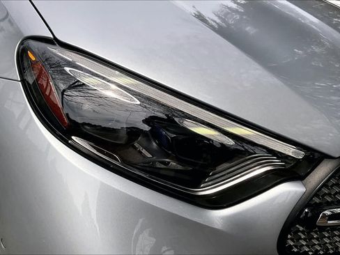 Certified 2024 Mercedes-Benz GLC 300 GLC 300 image 28