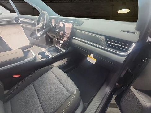 New 2026 GMC Terrain Elevation image 12