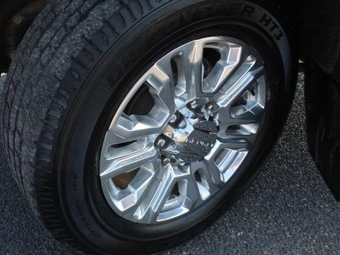 Used 2022 GMC Sierra 2500 Denali AWD/4WD image 11