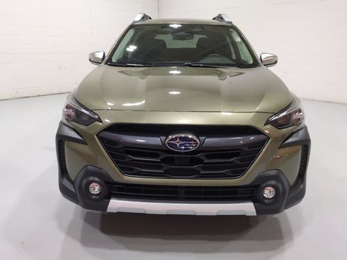 Certified 2025 Subaru Outback Touring XT AWD/4WD image 8
