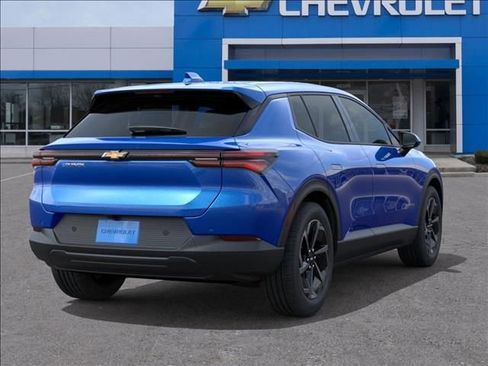 New 2026 Chevrolet Equinox EV LT image 4