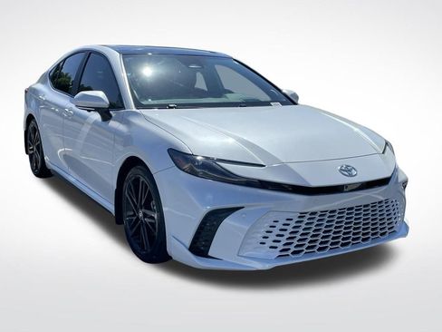 Used 2025 Toyota Camry XSE w/ Premium Plus Package FWD image 7