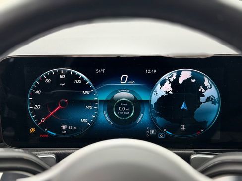 Used 2022 Mercedes-Benz GLB 250 4MATIC image 13