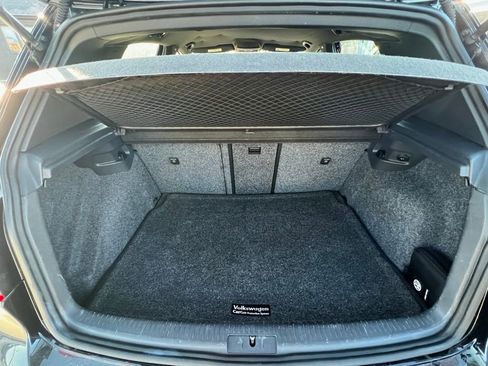 Used 2013 Volkswagen Golf 4-Door image 23