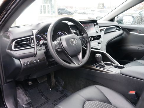 Used 2023 Toyota Camry SE image 14