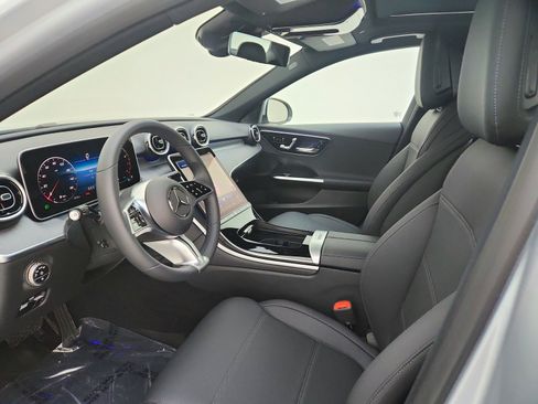 Used 2025 Mercedes-Benz C 300 Sedan image 15