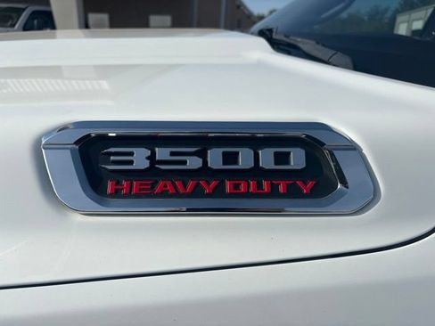 Used 2024 RAM 3500 SLT w/ Quick Order Package 2YG SLT AWD/4WD image 11