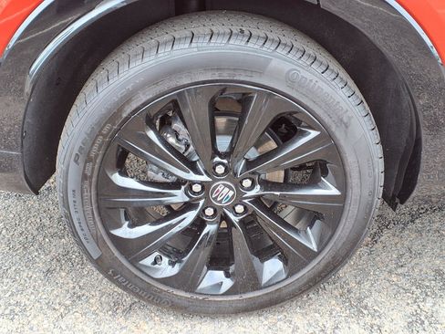 Certified 2024 Buick Envista Sport Touring w/ Convenience I Package FWD image 10