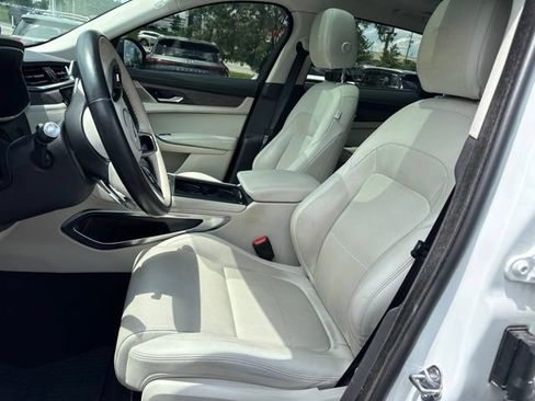 Used 2022 Jaguar F-PACE S AWD/4WD image 4