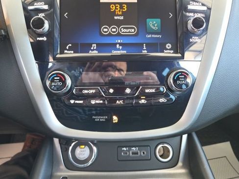 Used 2022 Nissan Murano S AWD/4WD image 9