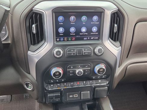 Certified 2019 GMC Sierra 1500 SLT w/ SLT Premium Plus Package AWD/4WD image 17