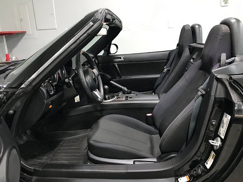 Used 2007 MAZDA MX-5 Miata Sport RWD image 18