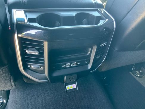 Used 2020 RAM 2500 Laramie AWD/4WD image 19