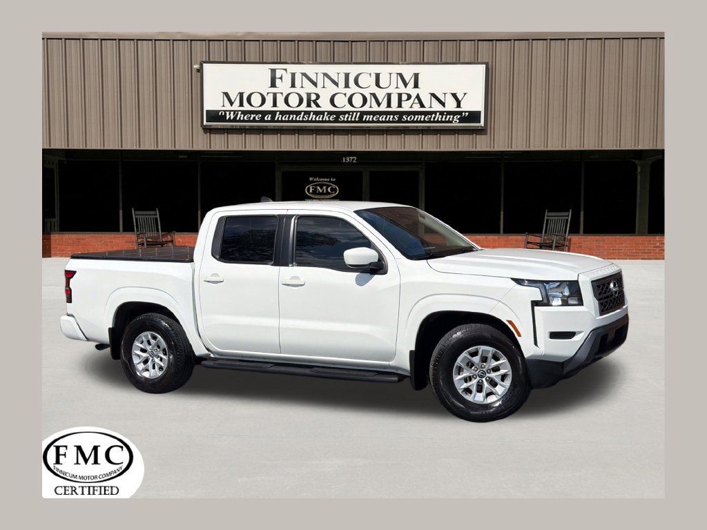 Used 2024 Nissan Frontier SV RWD image 1