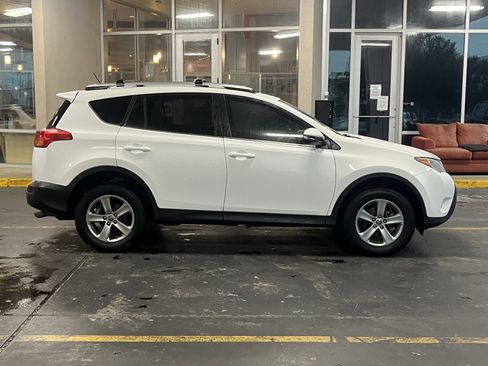 Used 2015 Toyota RAV4 XLE FWD image 10