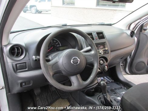 Used 2013 Nissan Versa S FWD image 7
