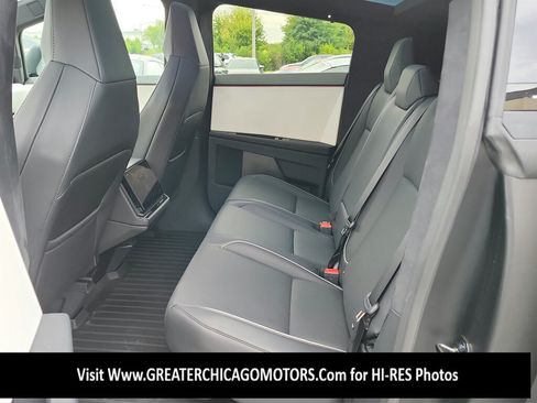 Used 2024 Tesla Cybertruck AWD Crew Cab image 24