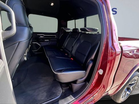 Used 2025 RAM 1500 Laramie AWD/4WD image 23