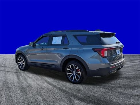 Certified 2026 Ford Explorer ST-Line w/ ST-Line Street Pack RWD image 6