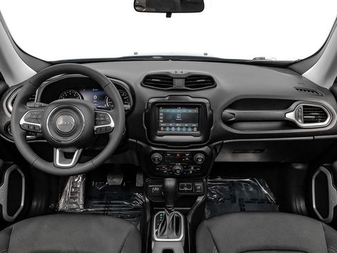 Used 2021 Jeep Renegade Latitude AWD/4WD image 11