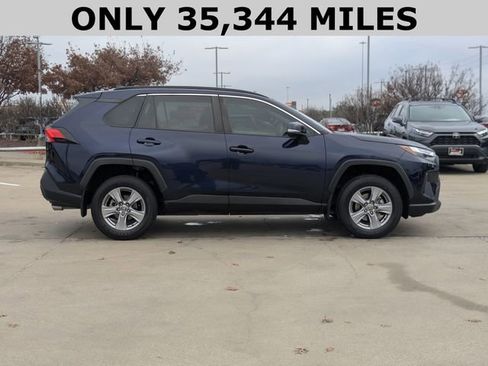 Used 2022 Toyota RAV4 XLE image 4