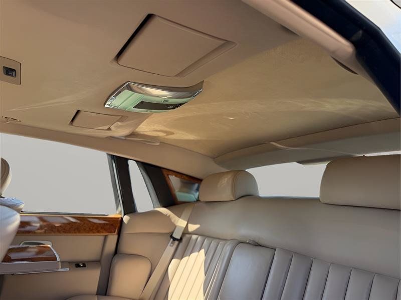 Used 2006 Rolls-Royce Phantom Sedan RWD image 29