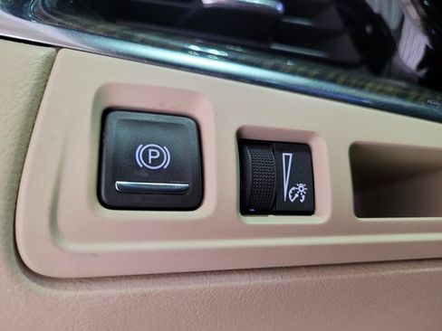 Used 2018 Cadillac XT5 FWD image 51