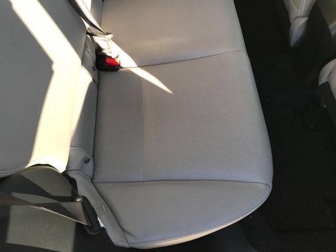 Used 2014 Subaru Forester 2.5i Limited image 15