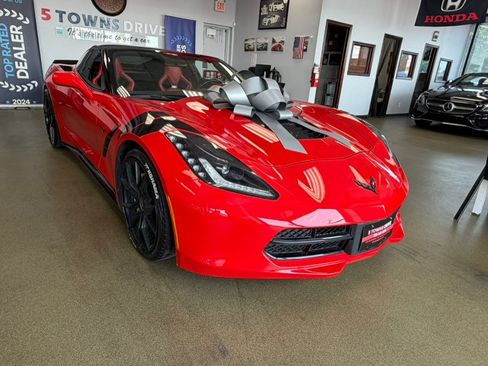 Used 2014 Chevrolet Corvette Stingray Coupe RWD image 3