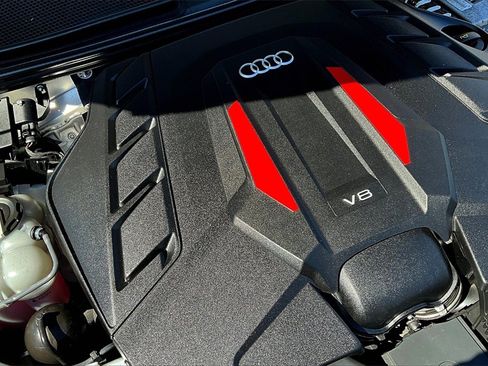 Certified 2022 Audi SQ7 Premium Plus w/ SQ7 Executive Package image 28