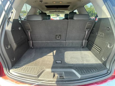 Used 2012 GMC Acadia Denali AWD/4WD image 34