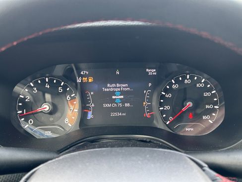 Used 2022 Jeep Compass Trailhawk image 24