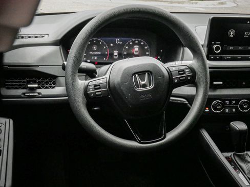 Used 2024 Honda Accord EX image 6