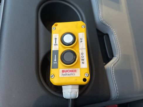 New 2026 Ford F350 XL w/ XL Chrome Package image 20