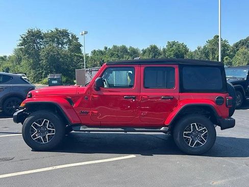 New 2025 Jeep Wrangler Sahara image 5
