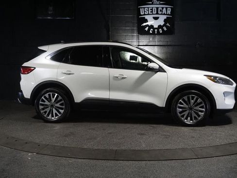 Used 2020 Ford Escape Titanium AWD/4WD image 7