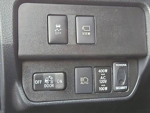Used 2020 Toyota Tacoma TRD Sport w/ Advanced Technology Package AWD/4WD image 16