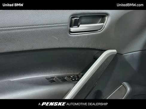 Used 2024 Toyota Corolla Cross AWD Hybrid w/ Convenience Package image 10